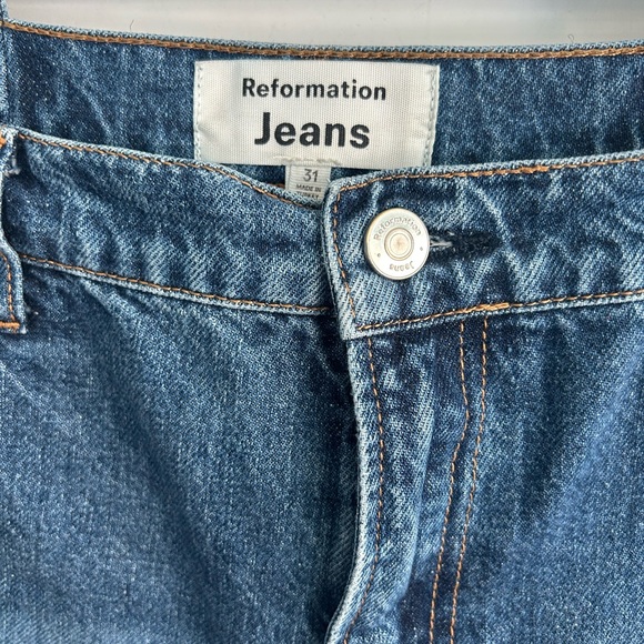 Reformation | Cary High Rise Slouchy Wide Leg Jeans in Cabo Reworked Wash - Picture 6 of 16